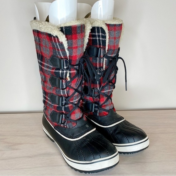 Skechers Highlander KLONDIKE Buffalo Plaid
Black & Red Lace Boots 6.5 - Picture 4 of 13